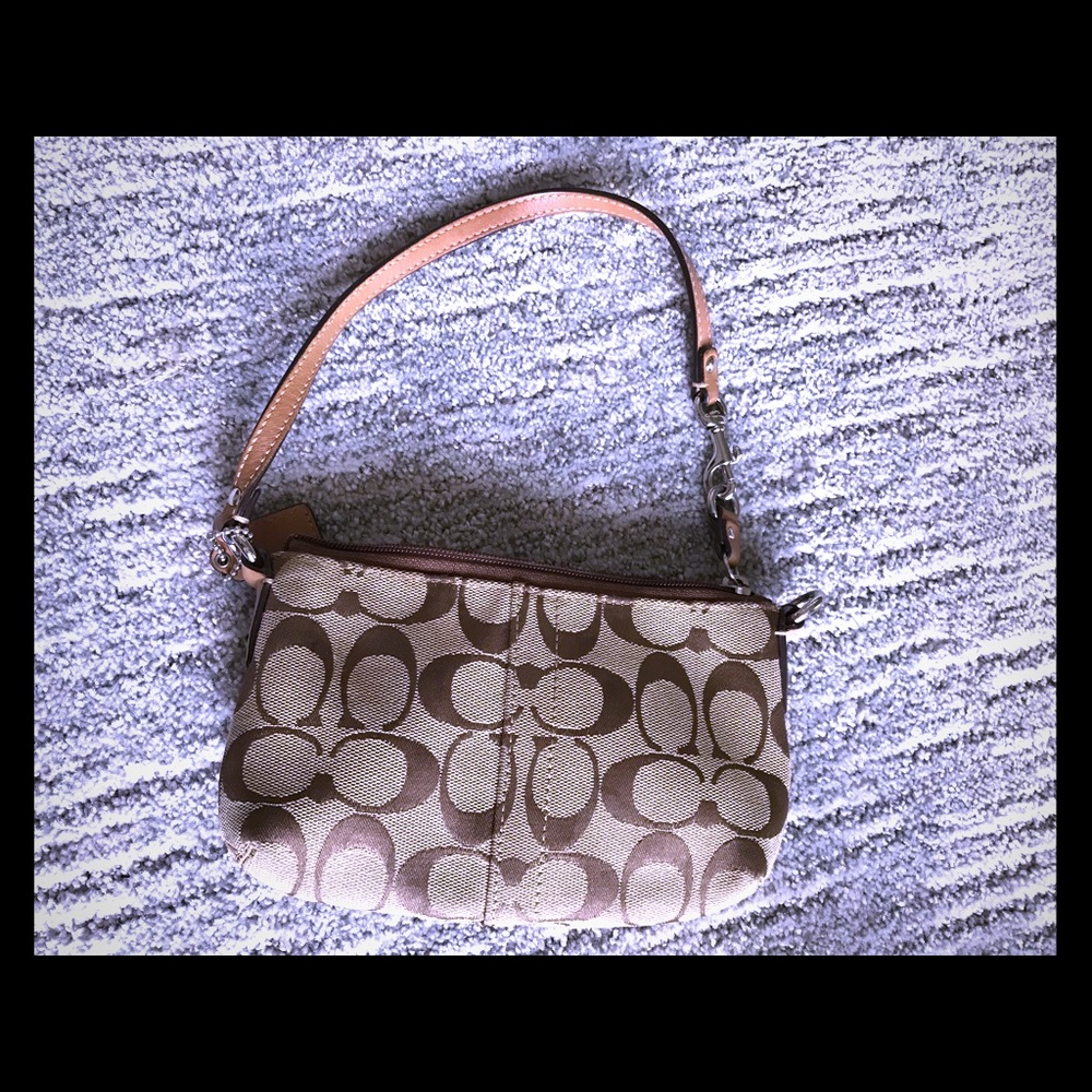 Coach Signature Print Tan Wristlet